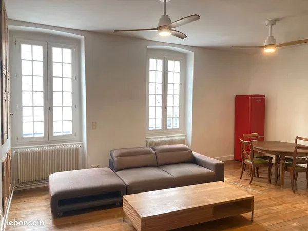 Appartement de charme meublé coeur de ville Issoire