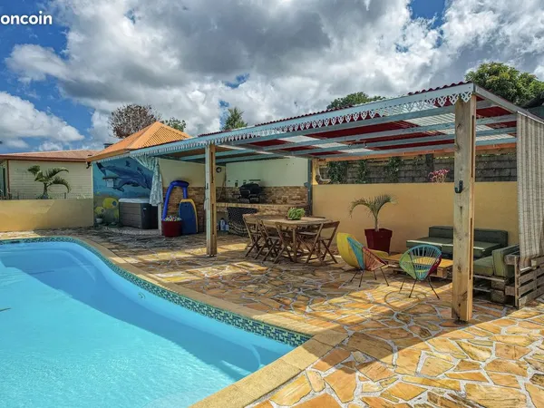 Villa 5 pièces 150 m²
