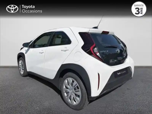 Toyota Aygo X 1.0 vvt-i 72ch dynamic s-cvt my24 — photo 8