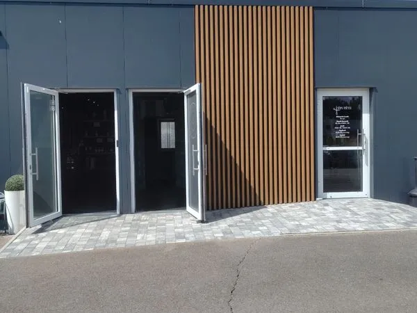 Local commercial
