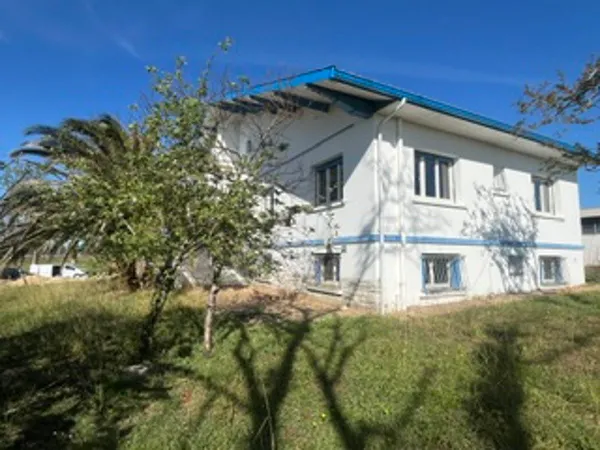 Maison 8 pièces 200 m²