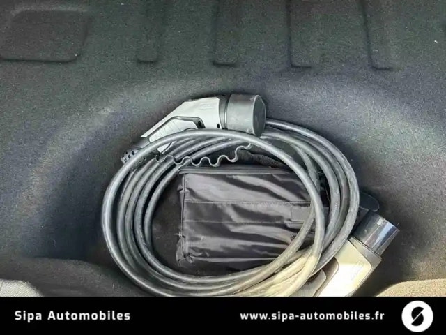 Citroën C4 e- 136 ch automatique — photo 11