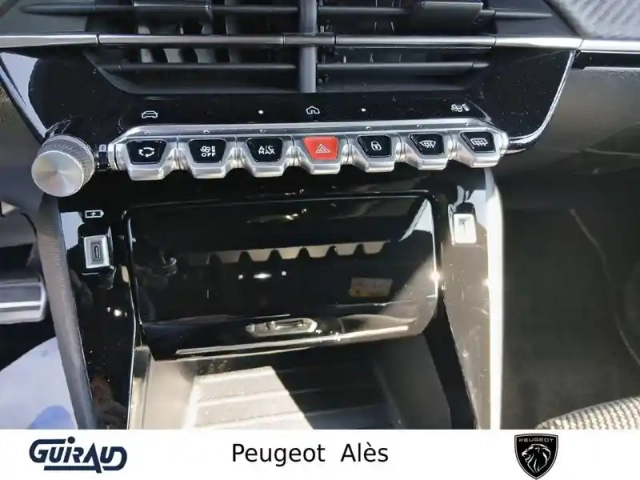 Peugeot 208 hybrid 110 e-dcs6 — photo 17