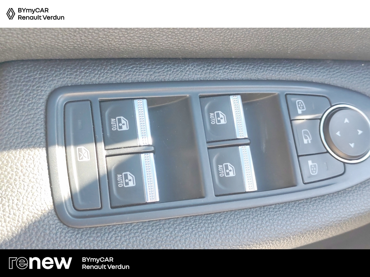 Renault Clio Blue dCi 115 — photo 19