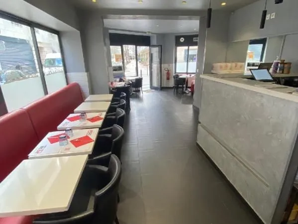 Local commercial 80 m²