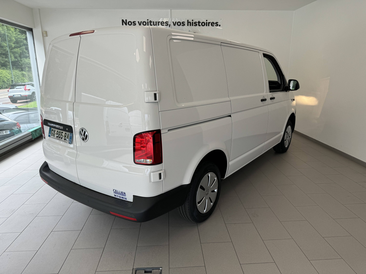 Volkswagen Utilitaires TRANSPORTER 6.1 VAN L1H1 2.0 TDI 110 BVM5 — photo 3