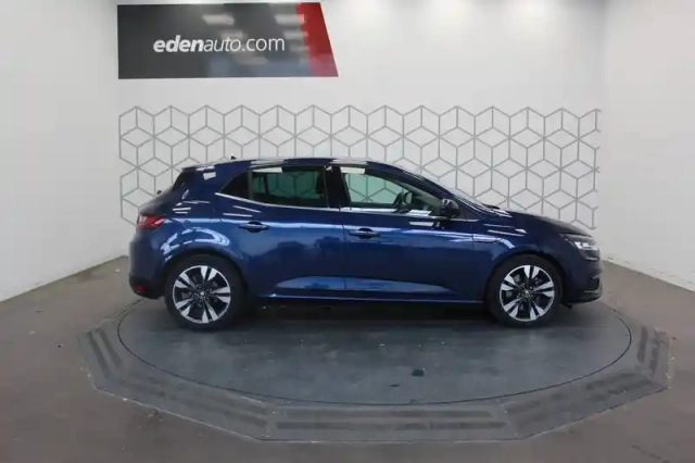 Renault Megane mégane iv berline dci 165 energy edc — photo 5