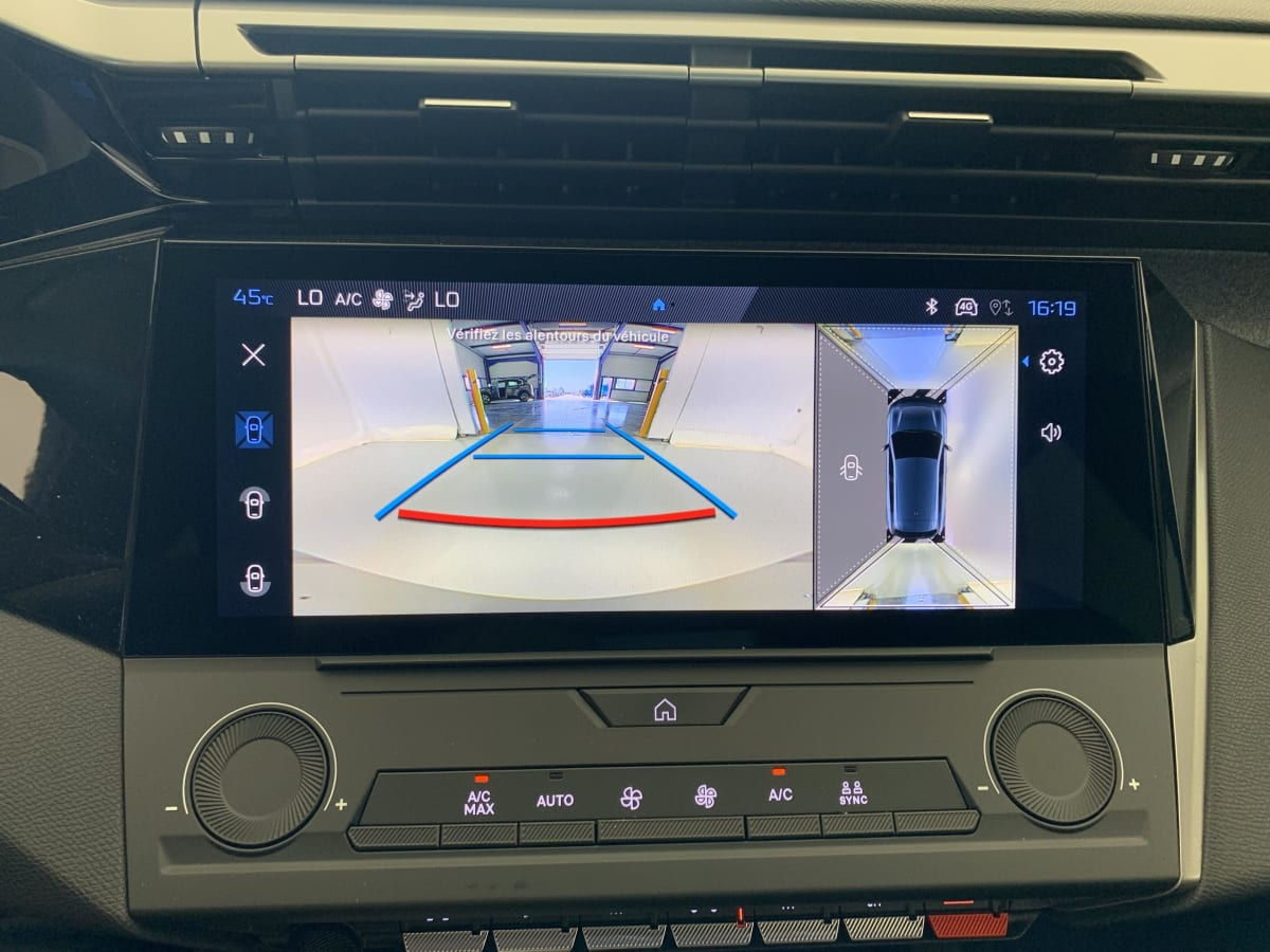 Peugeot 308 — photo 17