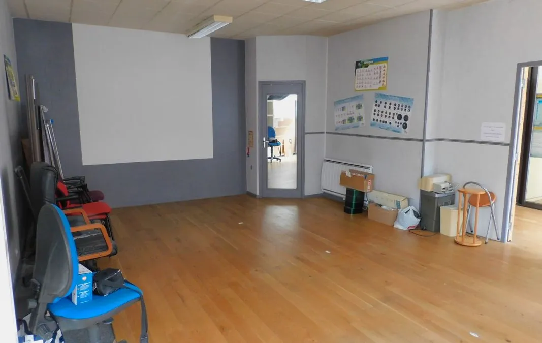Photo 1