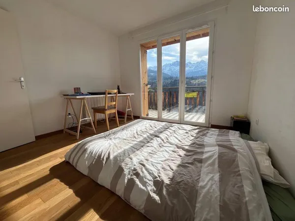 Appartement 4 pièces 100m^2
