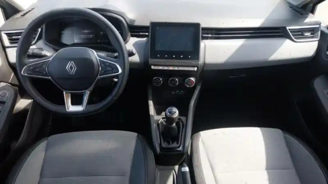 Renault Clio blue dci 100 ch gsr2 — photo 9