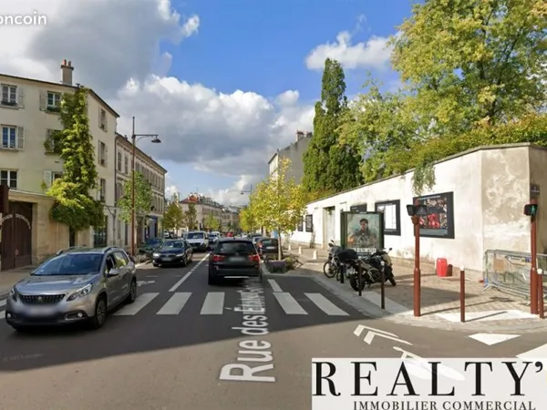 Local commercial 148 m²