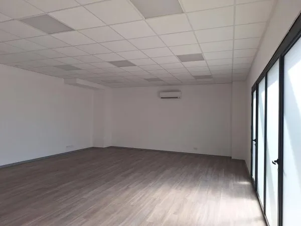 Bureaux 188 m²