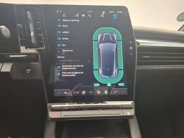 Renault Megane e-tech ev60 220 ch super charge — photo 27