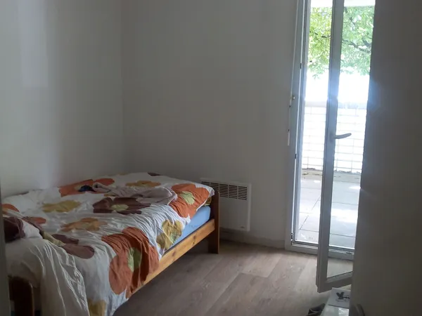 Loue chambre en colocation 15m² Bordeaux