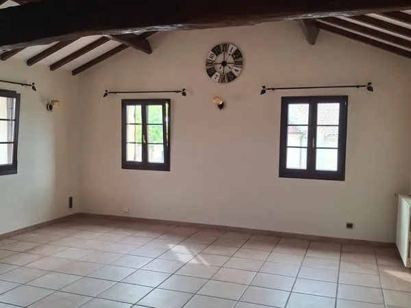 Location Bourg St Mariens