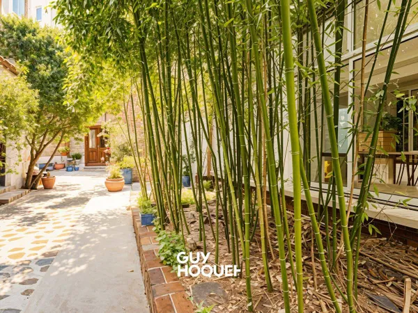 Local d'activité 81 m²