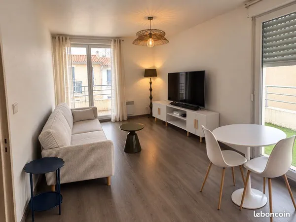 Appartement 41 m² lumineux, 2 terrasses et parking quai metayer