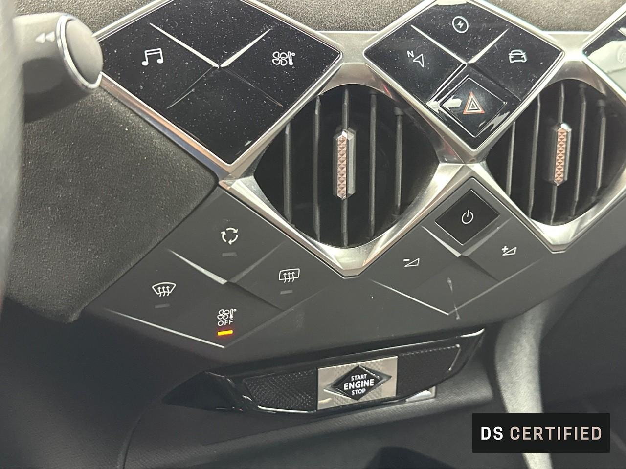 Ds Ds 3 crossback e-tense performance line+ — photo 29