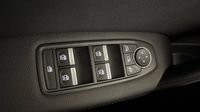 Renault Captur 1.6 E-Tech hybride 145ch Iconic — photo 28
