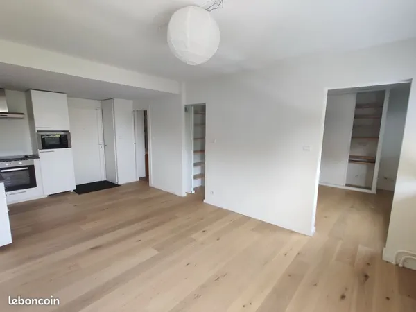 Domaine de l'Ile : 2 pièces 50 m²