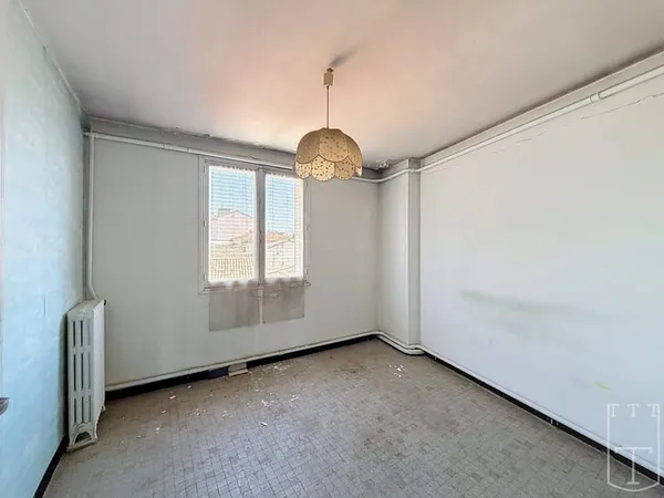 Exclusivite T3 à rénover