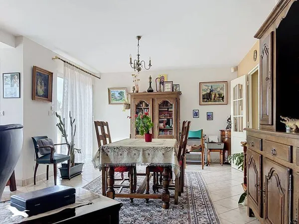 Maison de plain-pied 6 pièces 113 m²