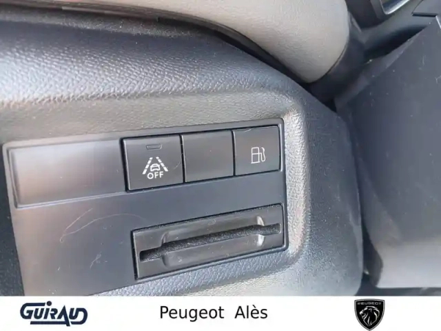 Citroën C5 Aircross hybride 225 s&amp;s e-eat8 — photo 16