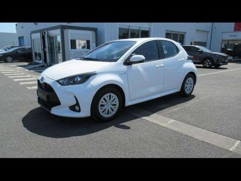 Toyota YARIS Toyota Yaris 116h Dynamic Business 5p + Programme Beyond Zero Academy MY21 — photo 1