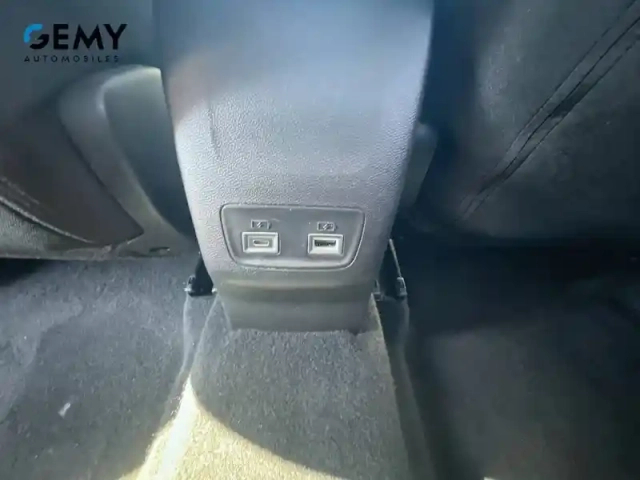 Peugeot 208 hybrid 100 e-dcs6 — photo 12