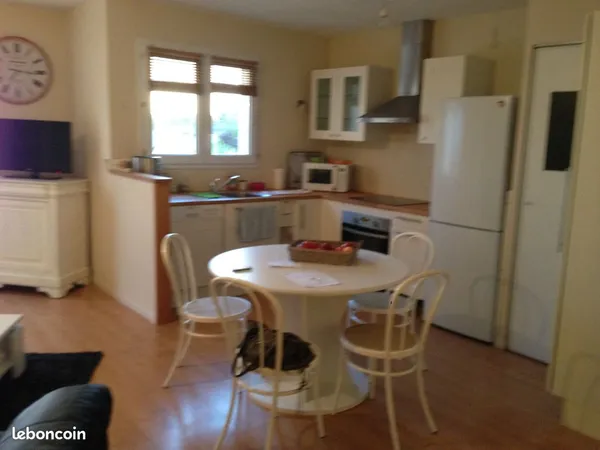 Loue appartement T4 meublé