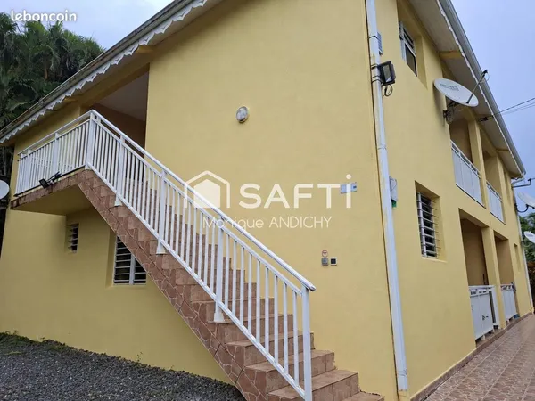 Immeuble 200 m²