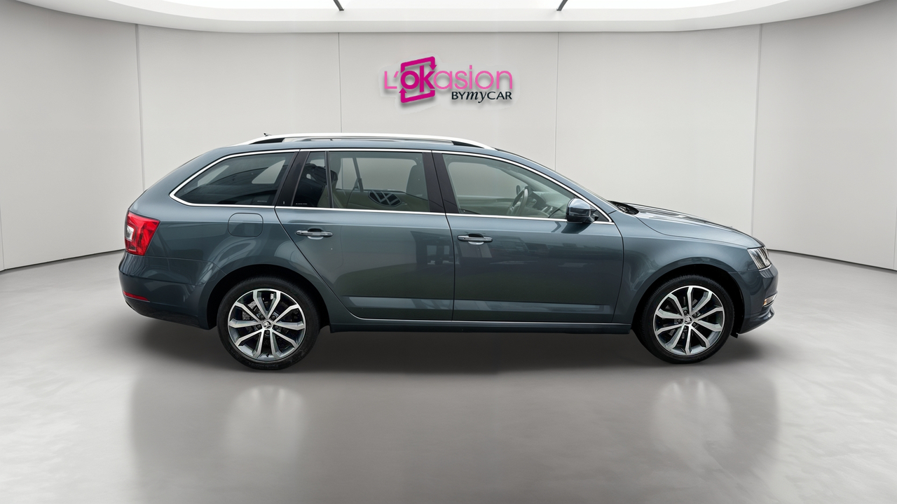 Skoda Octavia Combi 2.0 TDI 150 ch SCR FAP DSG7 — photo 6