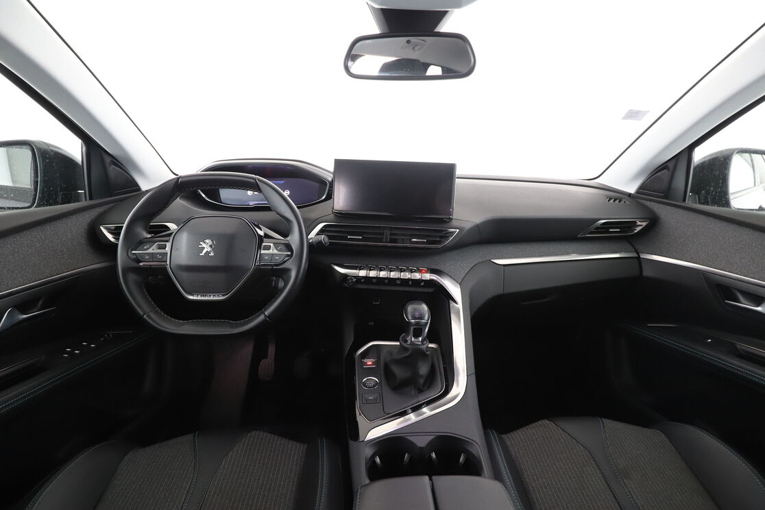 Peugeot 5008 1.5 Blue-HDi Allure Pack — photo 11