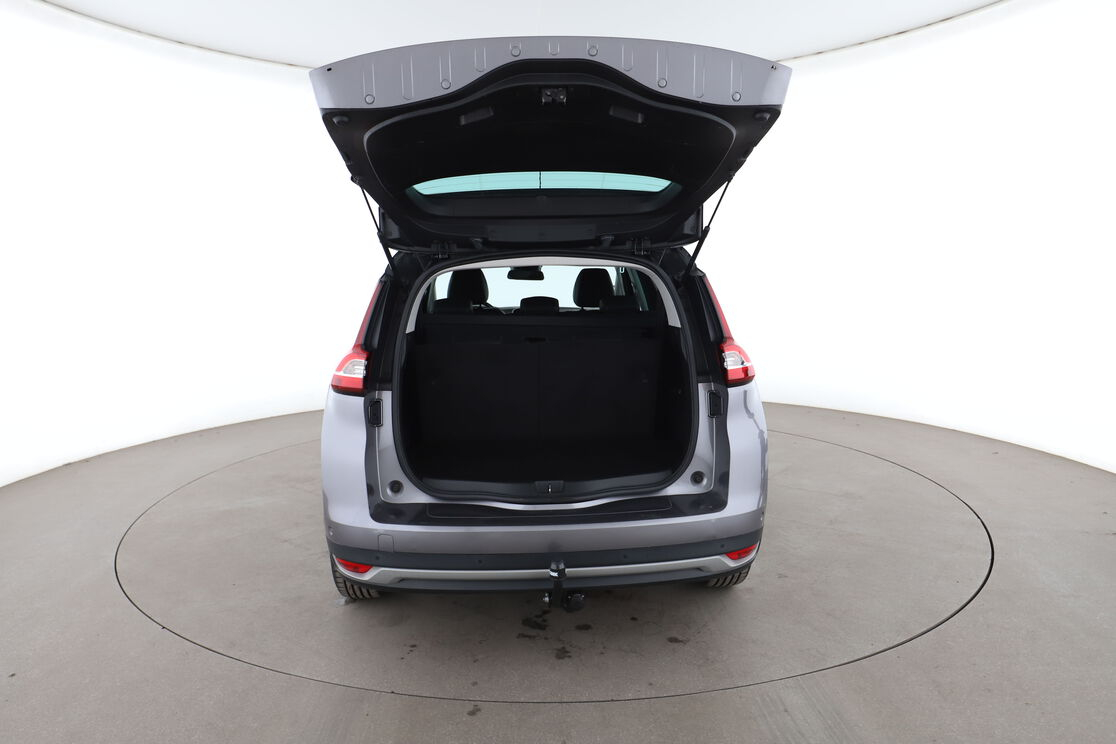 Renault Grand Scenic 1.7 dCi Blue Bose Edition — photo 15