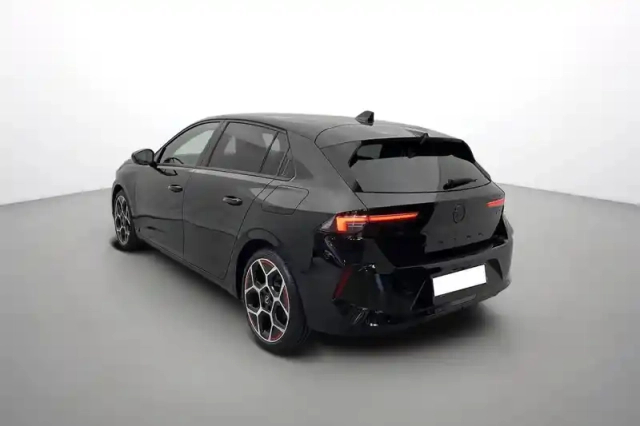 Opel Astra hybrid 180 ch bva8 — photo 36