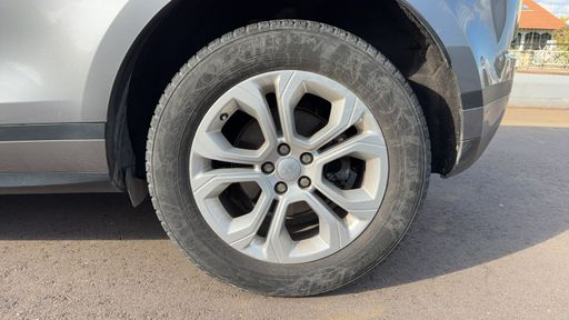Land Rover Range Rover Evoque 2.0 D 180 AWD BVA - R-Dynamic SE – 2020 – 100395 km – Hybride diesel – Boîte Automatique — photo 15