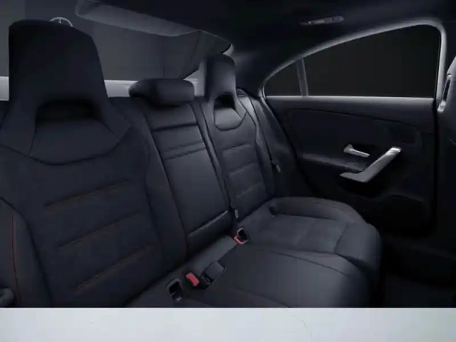 Mercedes Cla 220 d coupé amg line — photo 9