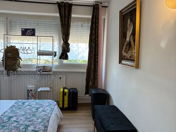 Chambre meublée tout inclus