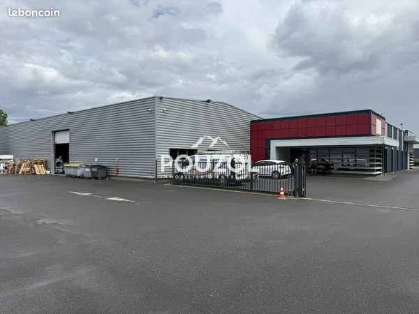 LOCAL D'ACTIVITE 1600 m² CLERMONT-FERRAND