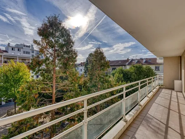 EXCLUSIVITE - Rhône - Lyon 8ème - Appartement 2 pièces, 48m2 + balcon, 14m2