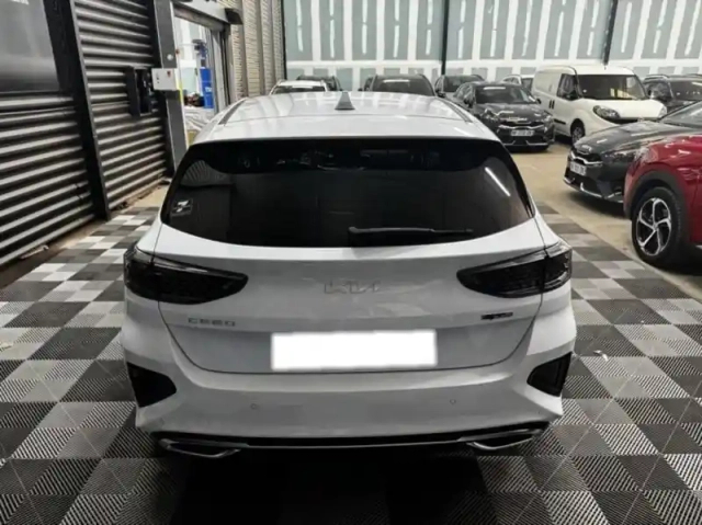 Kia Ceed 1.5 t-gdi 140ch gt-line dct7 my25 — photo 6