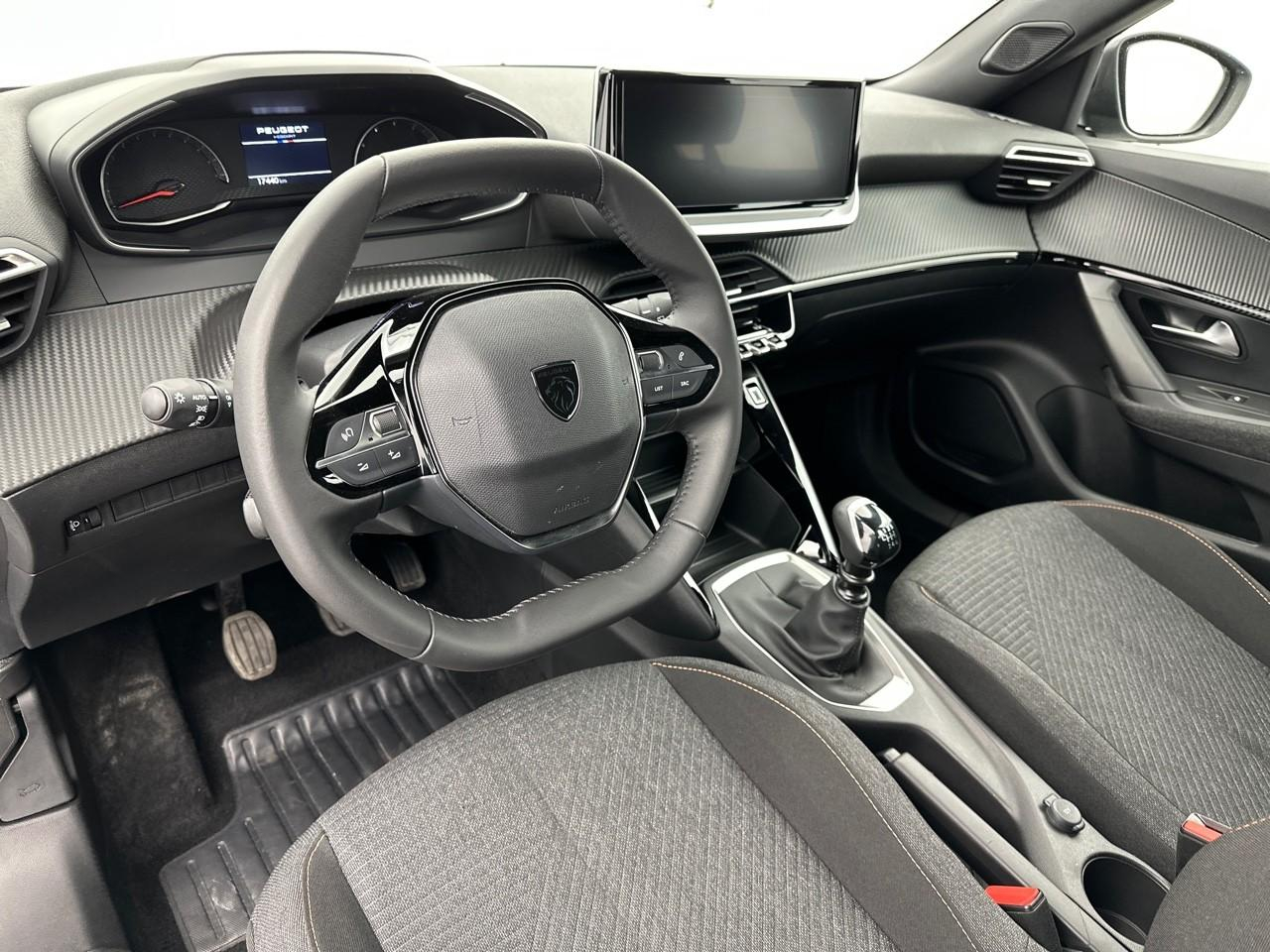 Peugeot 2008 100 s&s bvm6 style — photo 8