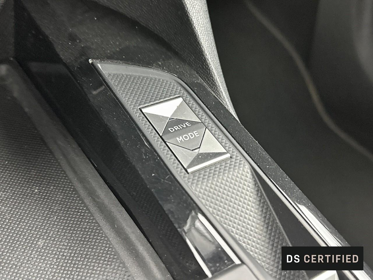 Ds Ds 3 crossback puretech 130 eat8 performance line+ — photo 31