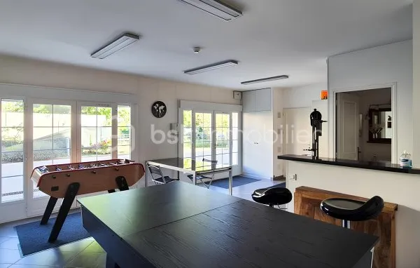 Fonds de commerce 9 pièces 268 m²