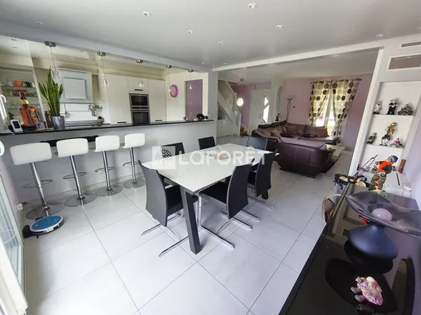 Maison Plaisir 6 pièce(s) 117 m2