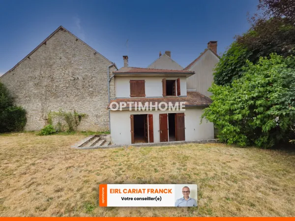 MAISON EN PIERRE DE 188 M2 SUR ÉTAGE, L'ENSEMBLE SUR 570 M² DE TERRAIN CLOS AVEC DES DÉPENDANCES >