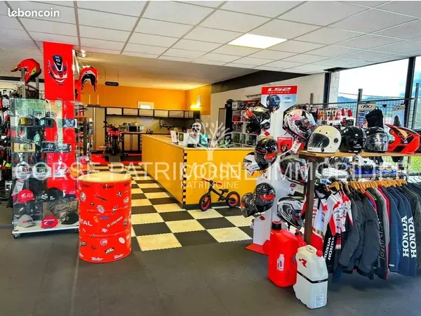 Boutique 180 m² San-Nicolao