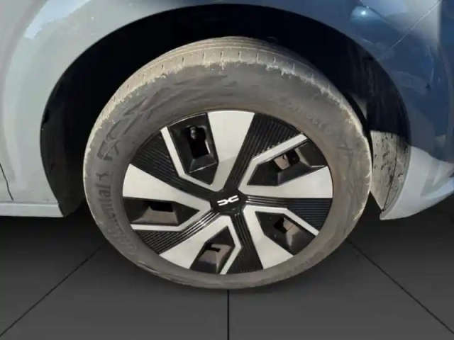 Dacia Sandero 1.0 tce 90ch expression cvt -24 — photo 10