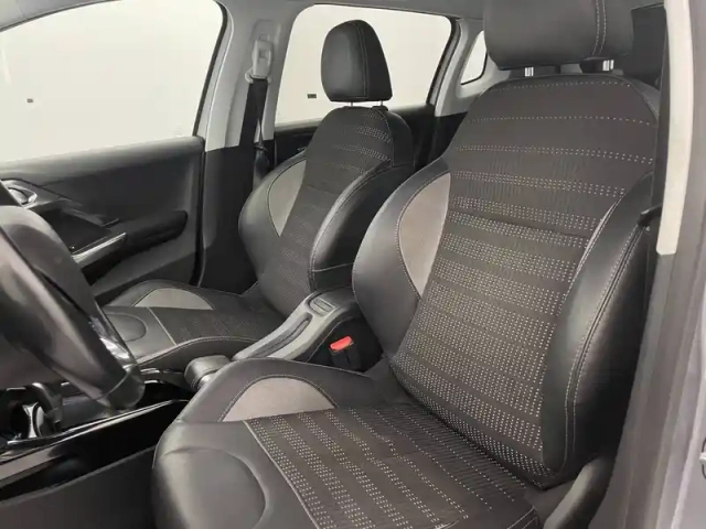 Peugeot 2008 bluehdi 120ch s&amp;s eat6 — photo 22